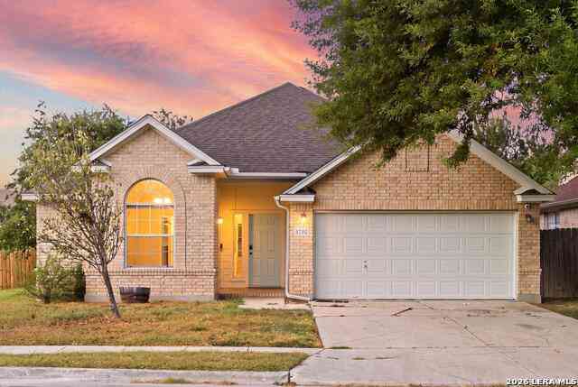 Homes For Sale - 9703 Copper Oak<br/> Bexar County, Converse, TX 78109