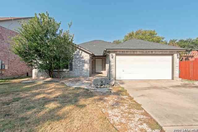 Homes For Sale - 18635 Creekside Pass<br/> Bexar County, San Antonio, TX 78259