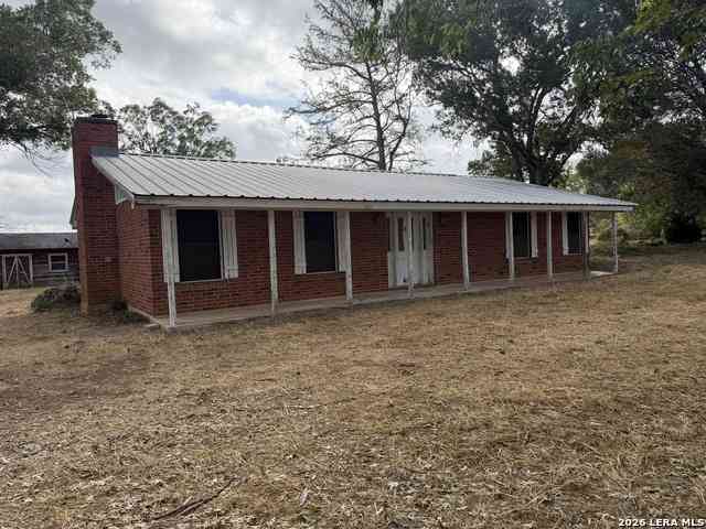 Homes For Sale - 415 Se Main St<br/> Wilson County, Stockdale, TX 78160