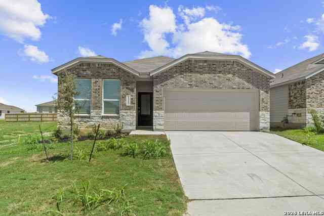 Homes For Sale - 1317 Apron Trl<br/> Comal County, New Braunfels, TX 78130