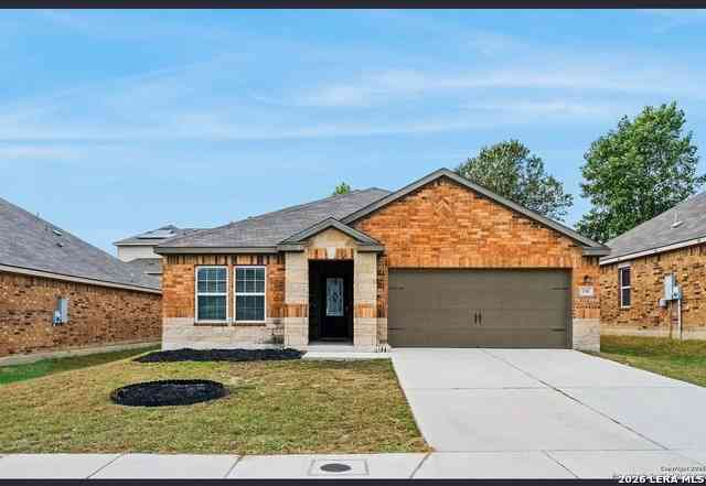 Homes For Sale - 231 Azalea Way<br/> Comal County, New Braunfels, TX 78132