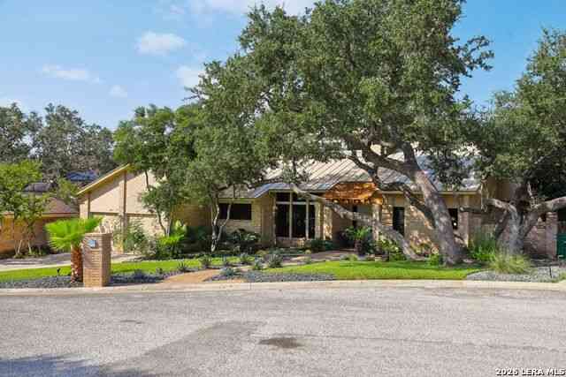 Homes For Sale - 12539 Elm Country Ln<br/> San Antonio, TX 78230