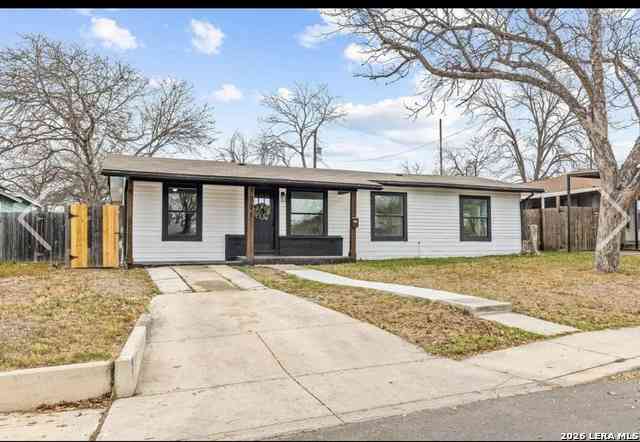 Homes For Sale - 1031 Thorain<br/> San Antonio, TX 78201