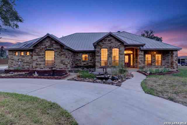 Homes For Sale - 144 Abrego Lake<br/> Floresville, TX 78114