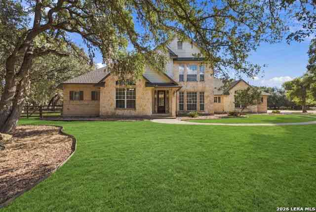 Homes For Sale - 32015 Scarteen<br/> Fair Oaks Ranch, TX 78015