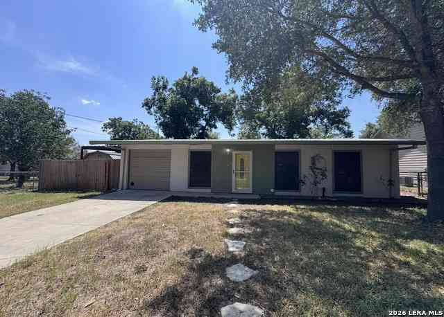Homes For Sale - 104 Boeck<br/> La Vernia, TX 78121