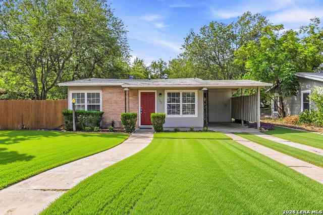 Homes For Sale - 230 Serna Park<br/> San Antonio, TX 78218