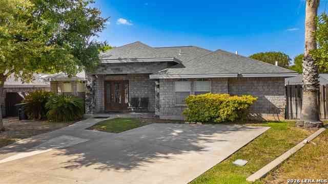 Homes For Sale - 2085 Olmos Park Circle<br/> Maverick County, Eagle Pass, TX 78852