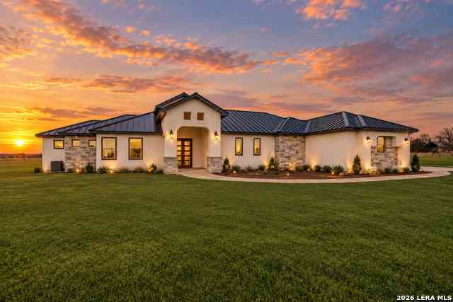 Homes For Sale - 202 Venado Oak<br/> Medina County, Castroville, TX 78009