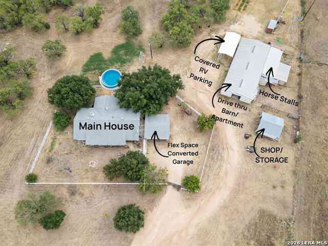 Homes For Sale - 2633 County Road 120<br/> Marble Falls, TX 78654