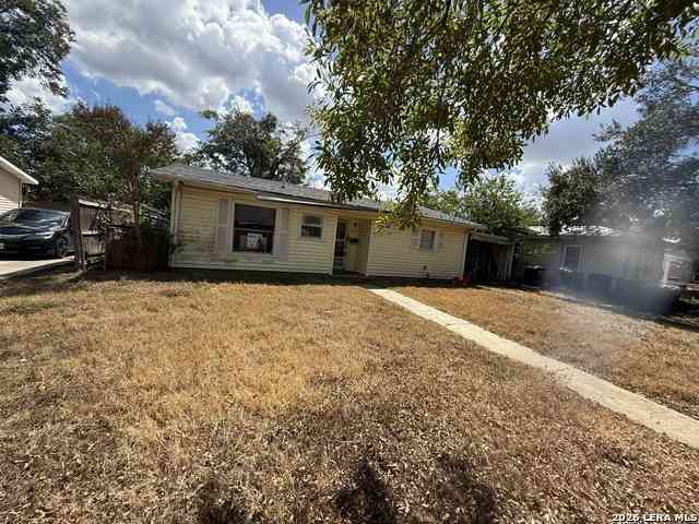 Homes For Sale - 146 Tipperary Ave<br/> San Antonio, TX 78223