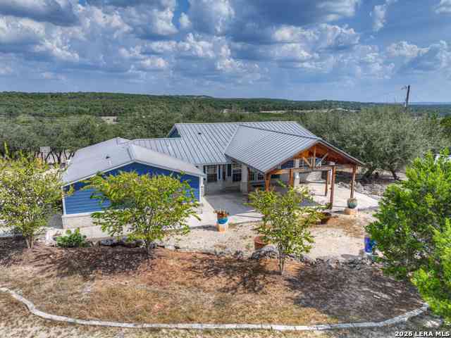 Homes For Sale - 2131 Fm 484<br/> Canyon Lake, TX 78133