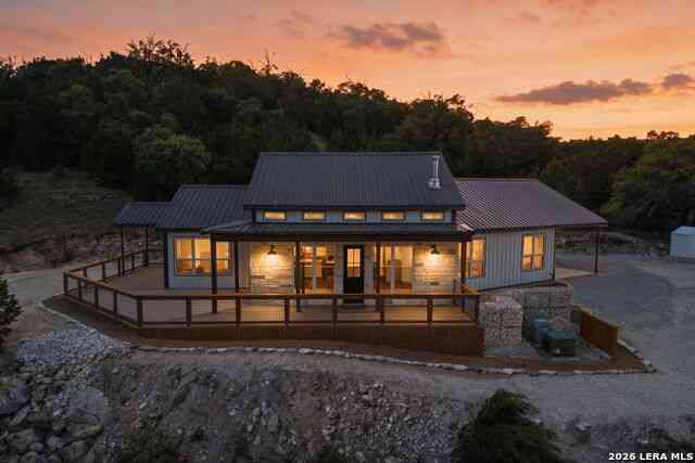 Homes For Sale - 206 Valley Rd<br/> Fredericksburg, TX 78624