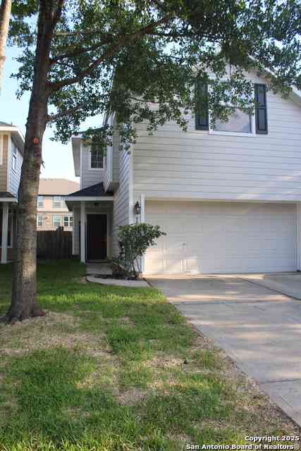 Townhouse For Sale - 9018 Elm Drake Ln<br/> Humble, TX 77338