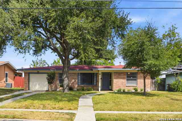 Homes For Sale - 223 Fennel Dr<br/> San Antonio, TX 78213