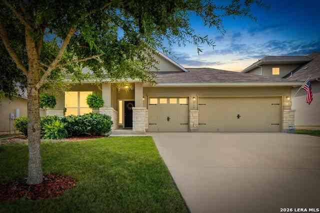 Homes For Sale - 482 Meadow Wind<br/> New Braunfels, TX 78132