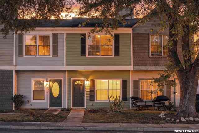 Townhouse For Sale - 1943 Budding #1943<br/> San Antonio, TX 78247