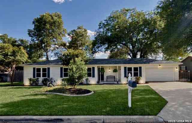 Homes For Sale - 1501 W Avenue M<br/> San Angelo, TX 76901