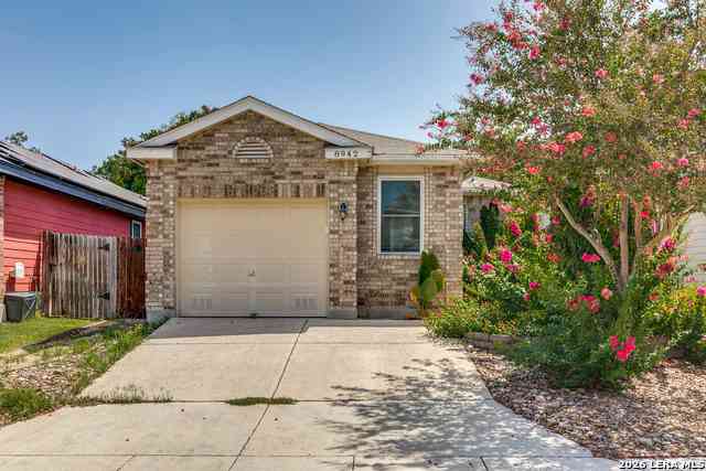 Homes For Sale - 8942 Arch Brg<br/> Bexar County, San Antonio, TX 78254