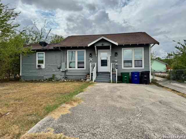 Homes For Sale - 636 Hot Wells Blvd<br/> San Antonio, TX 78223
