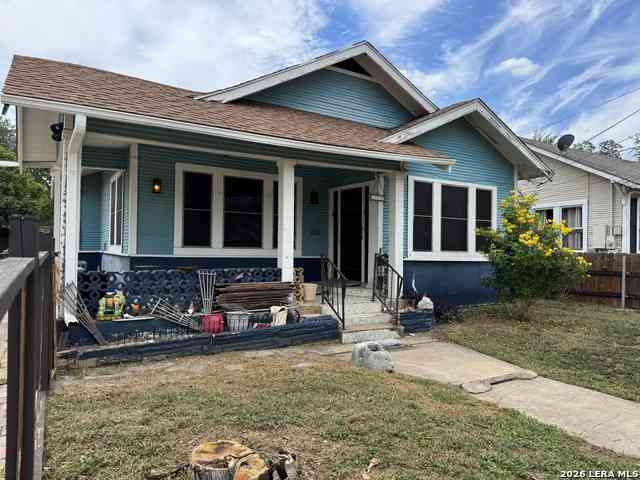 Homes For Sale - 110 Yale Ave<br/> Bexar County, San Antonio, TX 78201