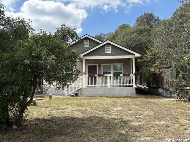 Homes For Sale - 105 Cedar Lane Dr<br/> Canyon Lake, TX 78133