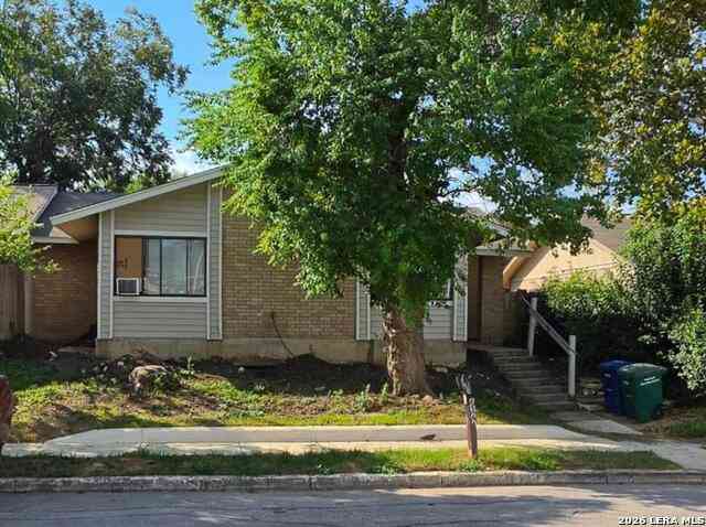 Homes For Sale - 6522 Spring Hurst St<br/> Bexar County, San Antonio, TX 78249