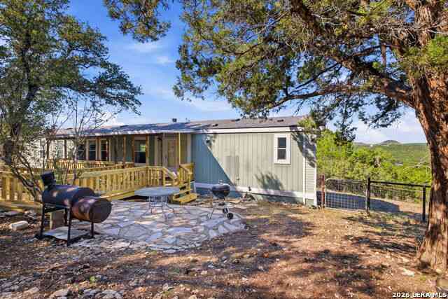 Homes For Sale - 495 Kings Dr<br/> Canyon Lake, TX 78133