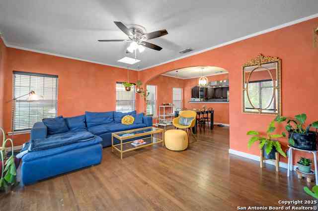 Homes For Rent - 2231 W Woodlawn<br/> San Antonio, TX 78201