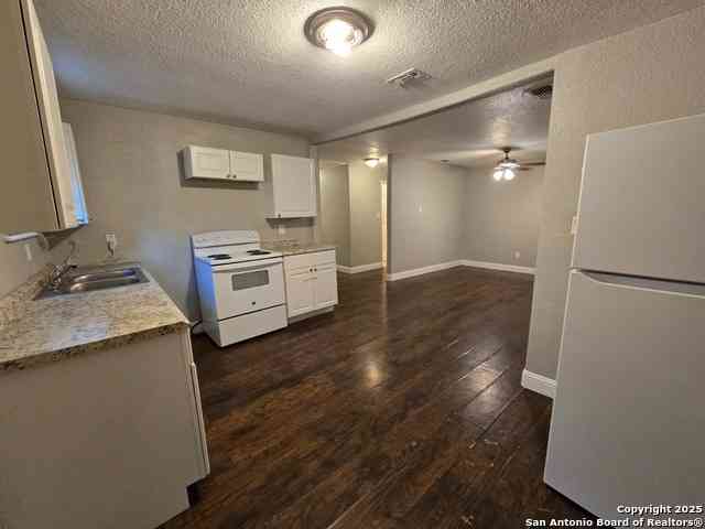 Multifamily For Rent - 1718 Commercial #B<br/> San Antonio, TX 78221