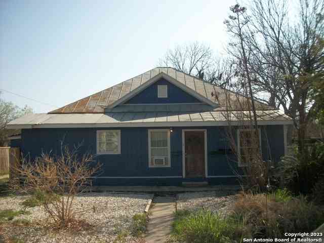 Homes For Rent - 340 Mckinley #3<br/> San Antonio, TX 78210