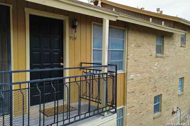 Condo For Rent - 923 Vance Jackson Rd #904<br/> San Antonio, TX 78201