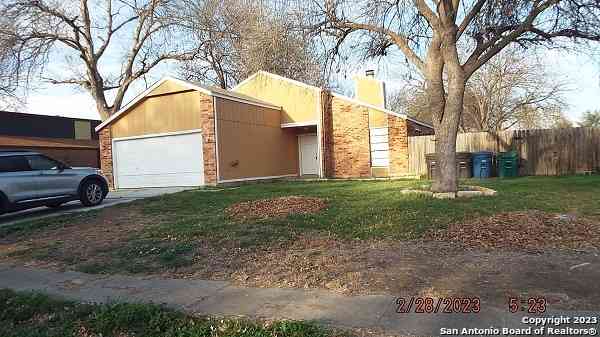 Homes For Rent - 13202 Larkwalk Dr.<br/> San Antonio, TX 78233