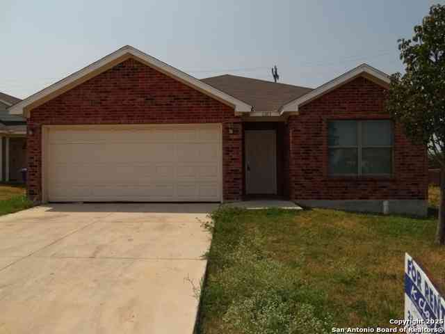 Homes For Rent - 6303 Heathers Run<br/> San Antonio, TX 78227