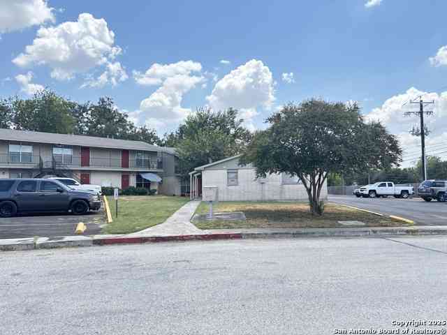 Apartment For Rent - 5603 Bienville #E-7<br/> San Antonio, TX 78233