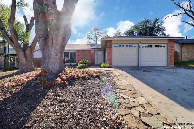 Homes For Rent - 11025 White Sands<br/> Bexar County, Live Oak, TX 78233