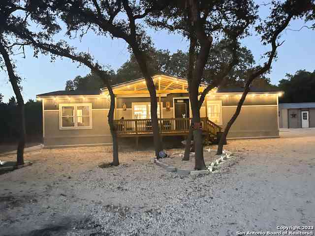 Mobile Home For Rent - 368 Northlake Dr<br/> Lakehills, TX 78063