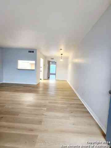Condo For Rent - 8401 N New Braunfels Ave #218<br/> San Antonio, TX 78209