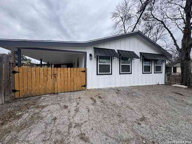 Homes For Rent - 2703 Menchaca #B<br/> San Antonio, TX 78228