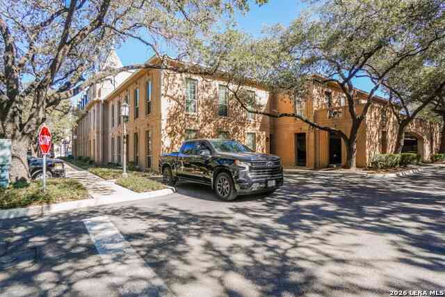 Condo For Rent - 7711 Broadway #11 C<br/> San Antonio, TX 78209