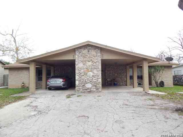 Multifamily For Rent - 921 Eikel St<br/> New Braunfels, TX 78130