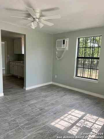 Multifamily For Rent - 1218 Nw 23rd St #2<br/> San Antonio, TX 78207