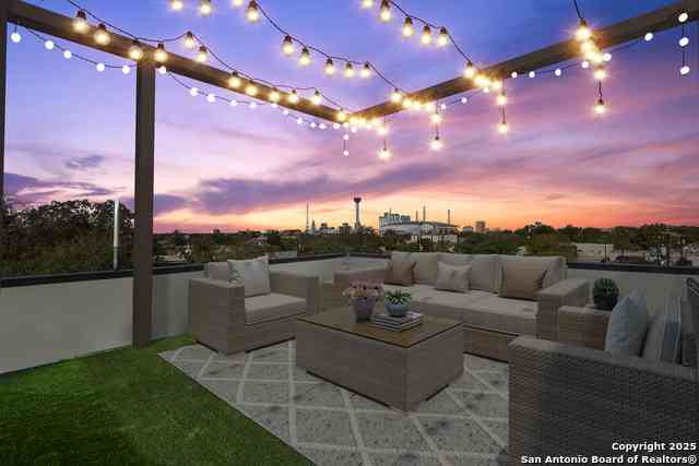 Other For Rent - 1021 S Hackberry #201<br/> San Antonio, TX 78210