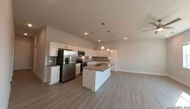 Apartment For Rent - 330 E Carson #2101<br/> San Antonio, TX 78208