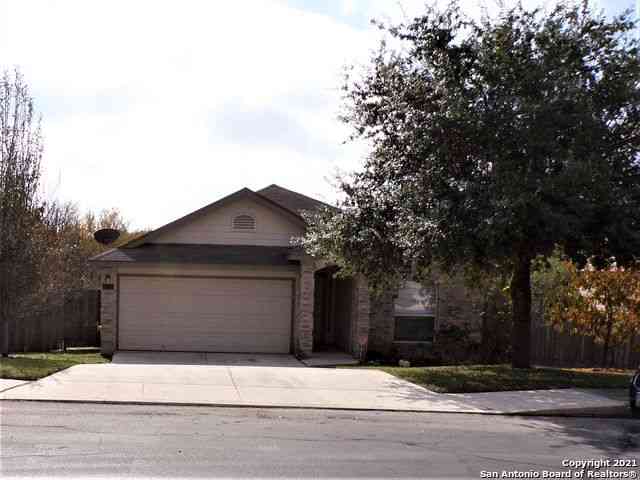 Homes For Rent - 10722 Firefox Den<br/> San Antonio, TX 78245