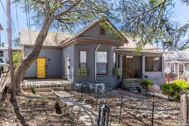 Homes For Rent - 426 Woodlawn #1<br/> San Antonio, TX 78212