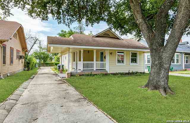Homes For Rent - 1932 W Huisache<br/> San Antonio, TX 78201
