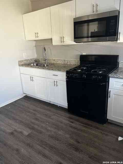 Homes For Rent - 351 Overhill #UNIT B<br/> San Antonio, TX 78228