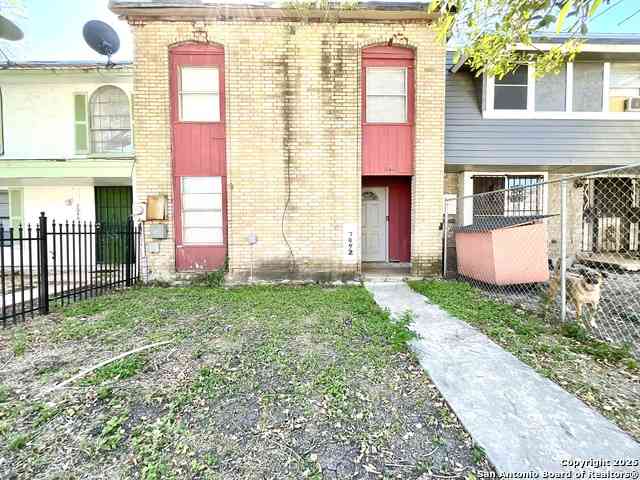 Homes For Rent - 7042 Glen Mist<br/> San Antonio, TX 78239