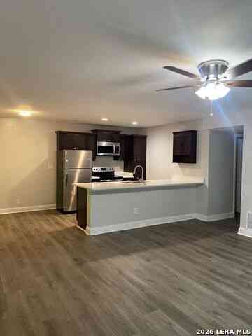 Apartment For Rent - 211 Routt #105<br/> Alamo Heights, TX 78209